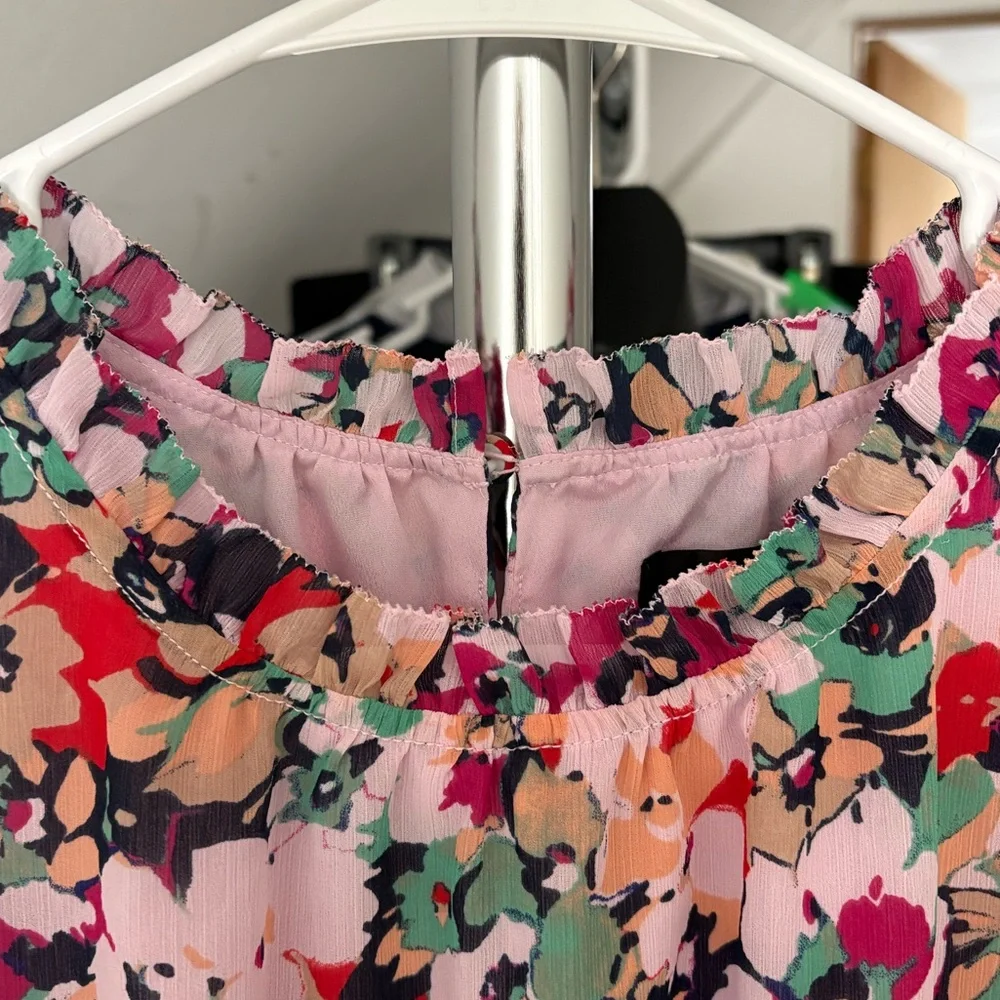 J.Crew Floral Peplum Blouse Size M • Pink Multicolor Ruffle Neck Lined Top - Picture 2 of 9